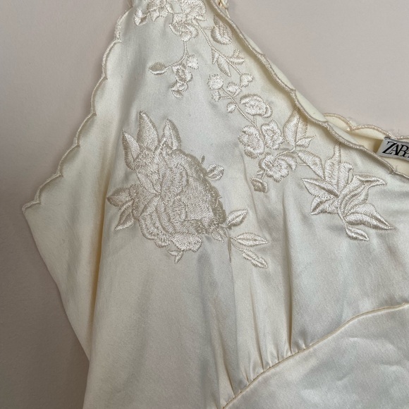 Zara Embroidered Camisole - Picture 7 of 10